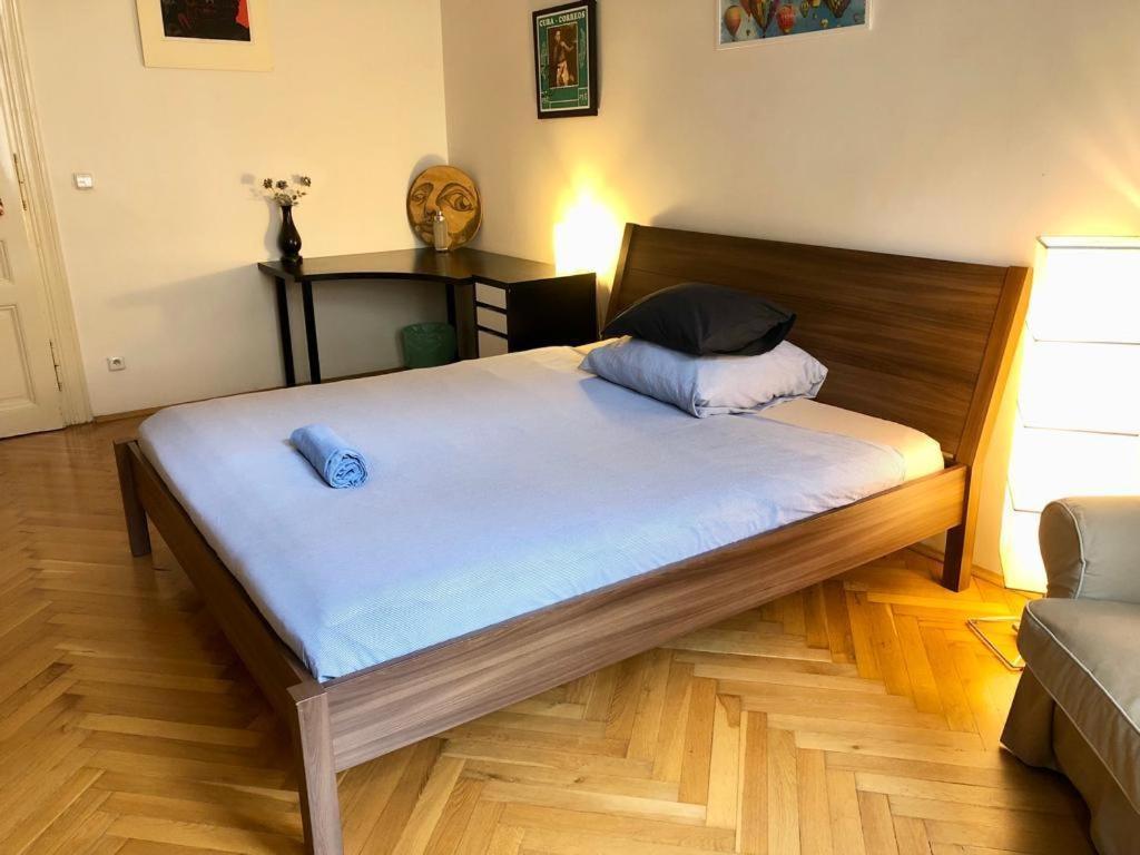 Chez Jitka Et Gautier - A Great Alternative To A Hotel Prague Extérieur photo