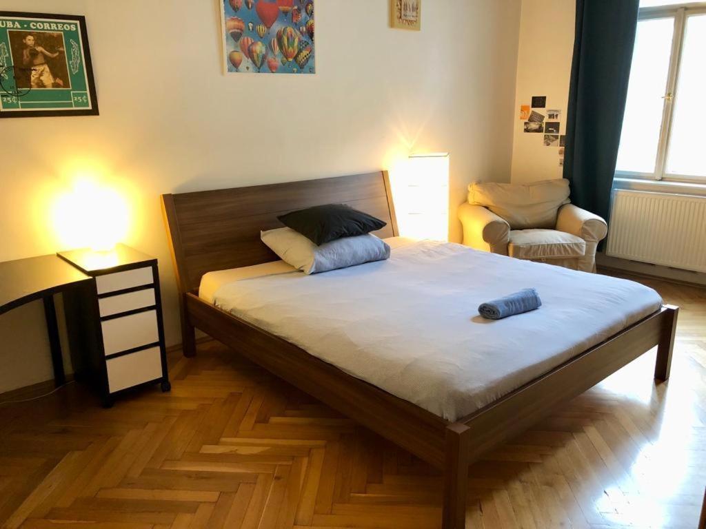 Chez Jitka Et Gautier - A Great Alternative To A Hotel Prague Extérieur photo