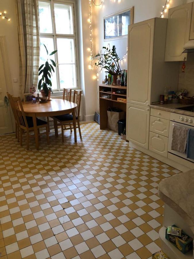 Chez Jitka Et Gautier - A Great Alternative To A Hotel Prague Extérieur photo